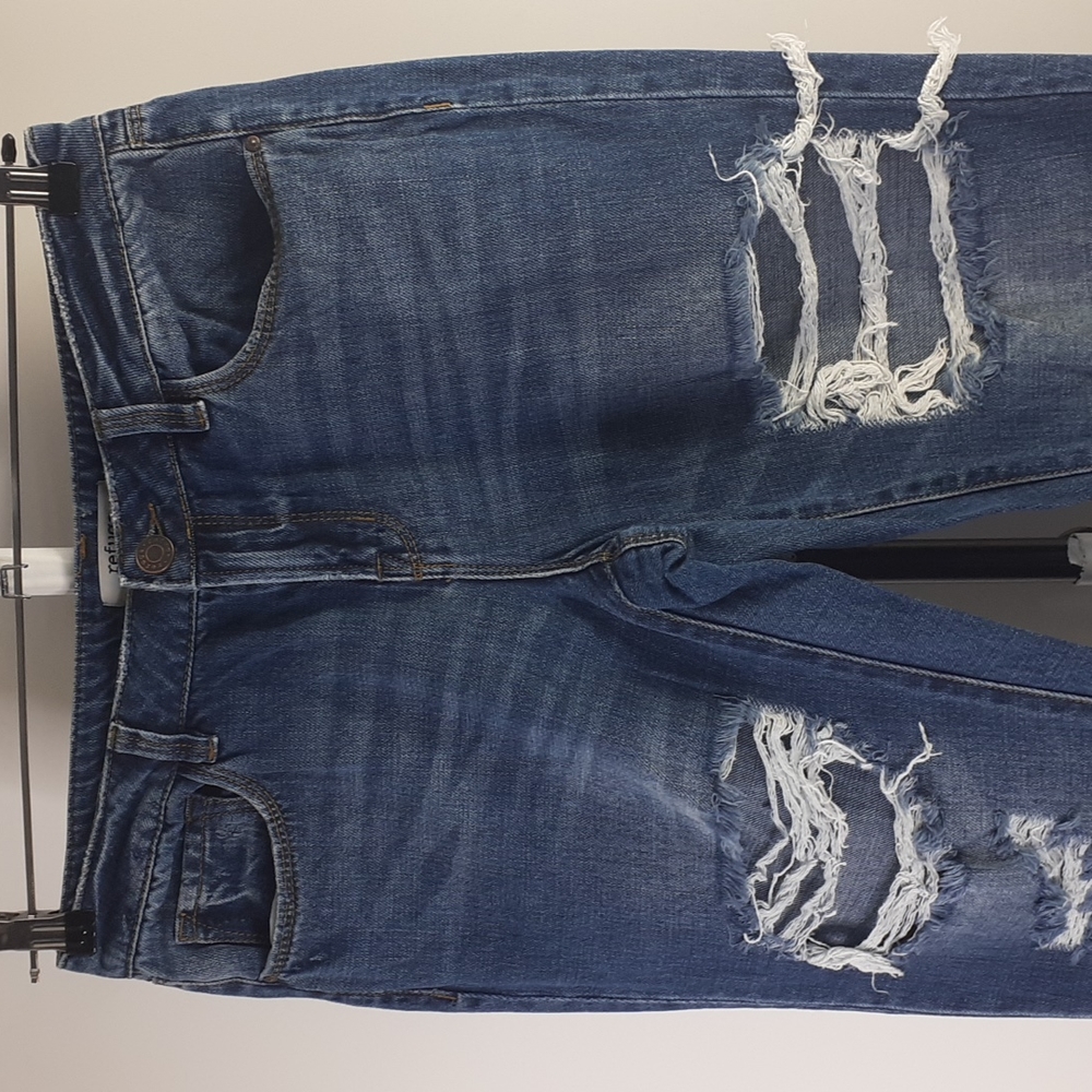 Refuge Destroyed Knee Skinny Blue Jeans Size 8